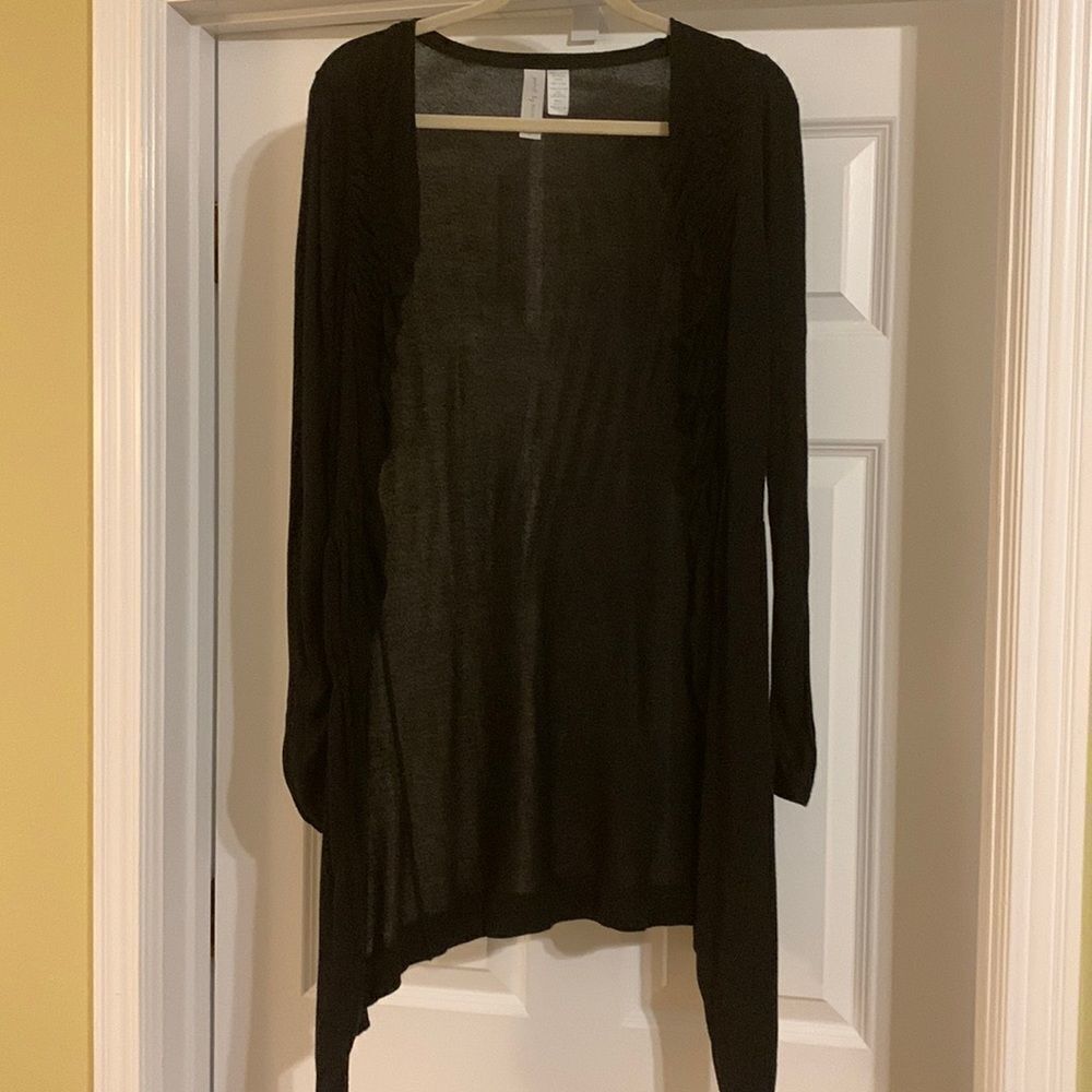 REDUCED $20Matilda Jane small paint by numbers Cardigan with Detail rushing